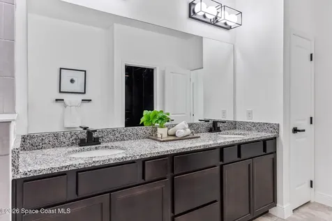 195 Loymer Circle Merritt Island FL 32953