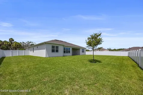 195 Loymer Circle Merritt Island FL 32953