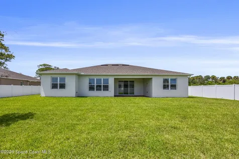 195 Loymer Circle Merritt Island FL 32953