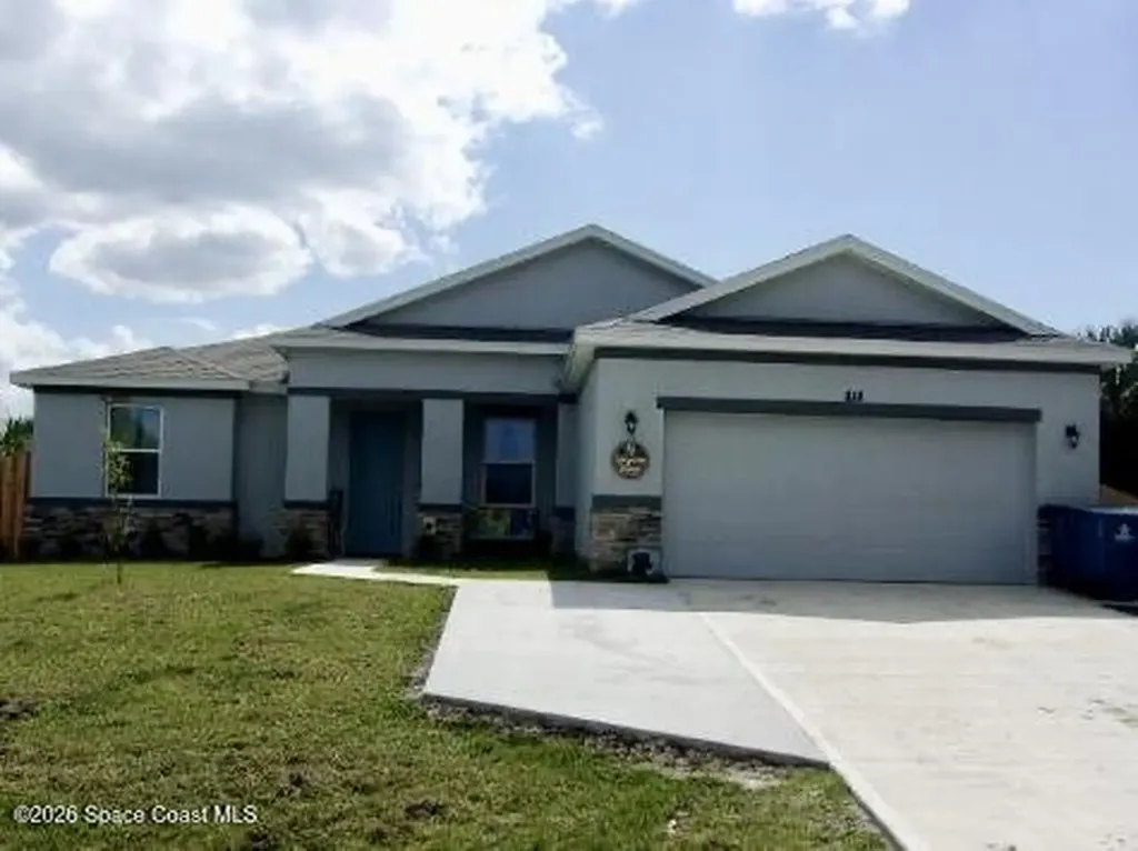 814 Nightengale Street SW Palm Bay FL 32908
