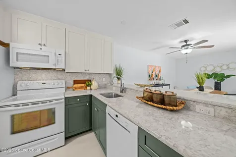 1011 Abada Court NE Palm Bay FL 32905