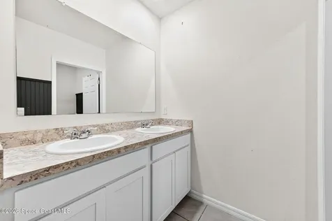 1864 Capital Drive SE Palm Bay FL 32909