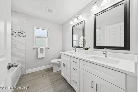 449 Wells Avenue SW Palm Bay FL 32908