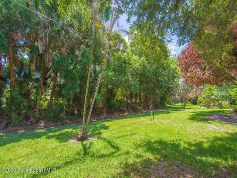 1070 47th Avenue SW Vero Beach FL 32968