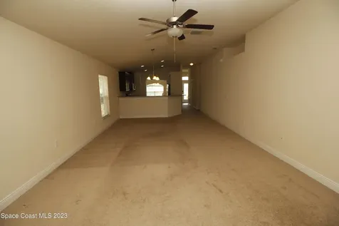 1034 Breakaway Trail Titusville FL 32780