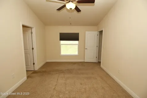 1034 Breakaway Trail Titusville FL 32780