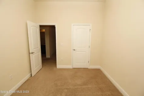 1034 Breakaway Trail Titusville FL 32780