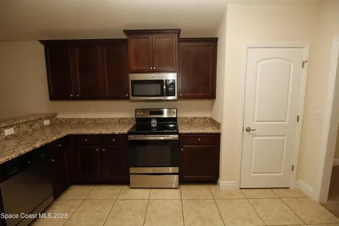 1034 Breakaway Trail Titusville FL 32780