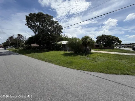 2138 Advana Street NE Palm Bay FL 32905