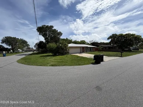 2138 Advana Street NE Palm Bay FL 32905