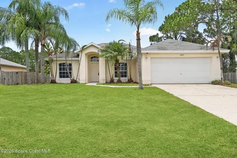 1091 Ray Road SE Palm Bay FL 32909