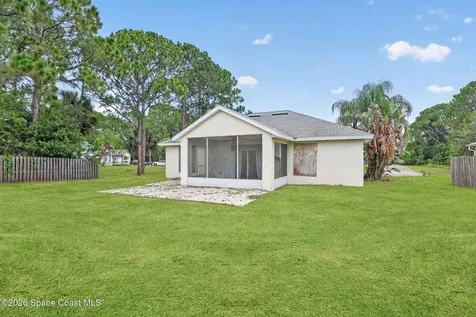 1091 Ray Road SE Palm Bay FL 32909