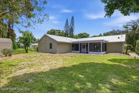 145 21st Avenue Vero Beach FL 32962