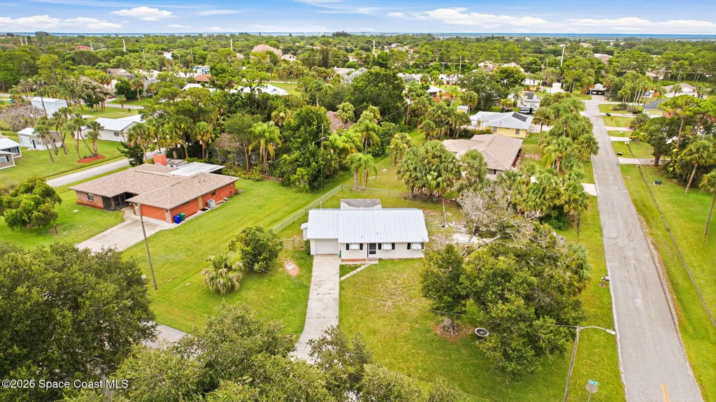273 Easy Street Sebastian FL 32958