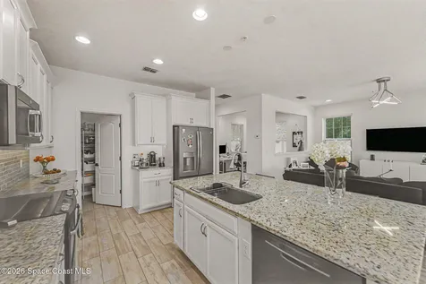 15680 Orange Harvest Loop Winter Garden FL 34787