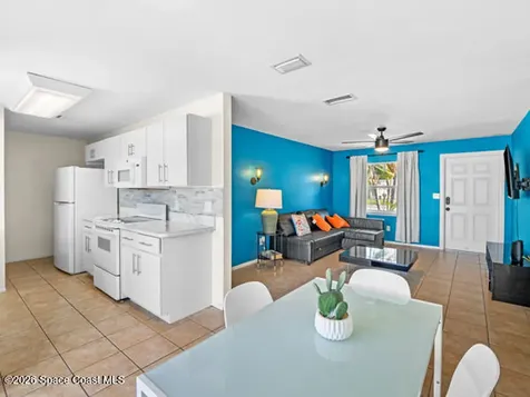 121 Franklyn Ave Avenue Indialantic FL 32903