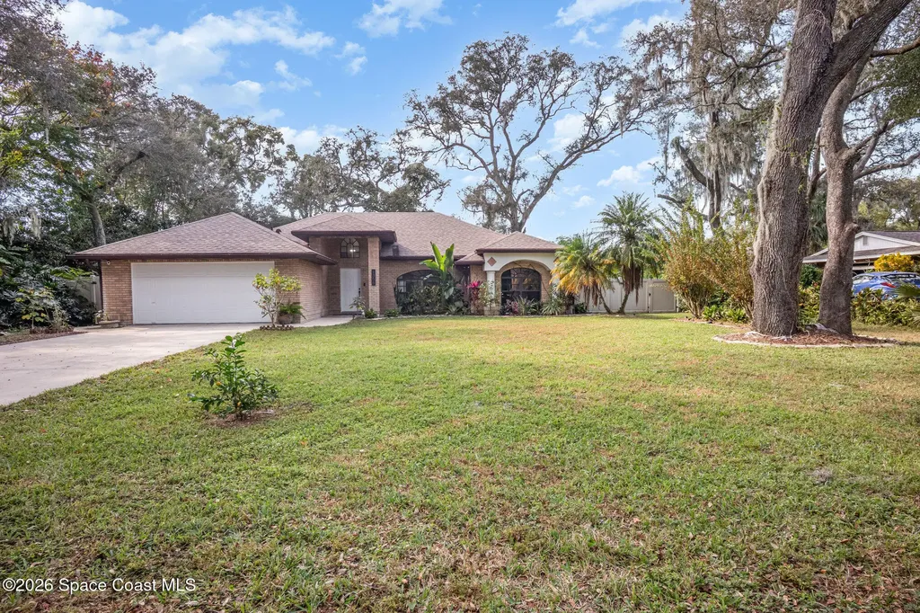 1356 Canary Drive Deland FL 32720