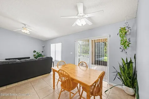 536 (530) Fort Pierce Street SW Palm Bay FL 32908