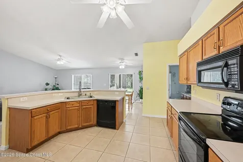 536 (530) Fort Pierce Street SW Palm Bay FL 32908