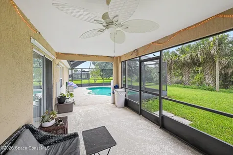 536 (530) Fort Pierce Street SW Palm Bay FL 32908
