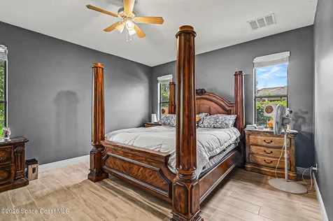 1517 Clapton Drive Deland FL 32720