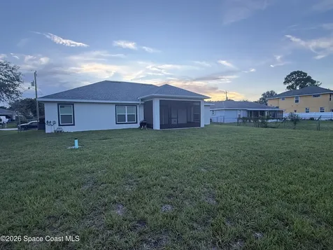 1013 Hammacher Avenue SW Palm Bay FL 32908