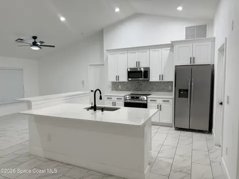 1013 Hammacher Avenue SW Palm Bay FL 32908