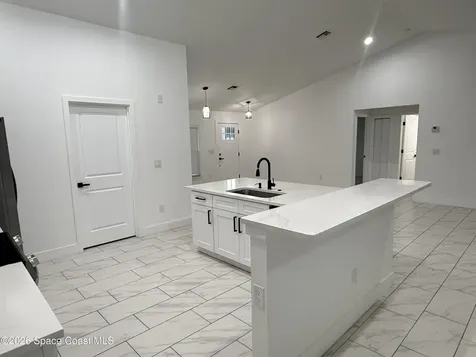 1013 Hammacher Avenue SW Palm Bay FL 32908