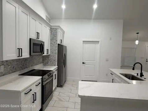 1013 Hammacher Avenue SW Palm Bay FL 32908
