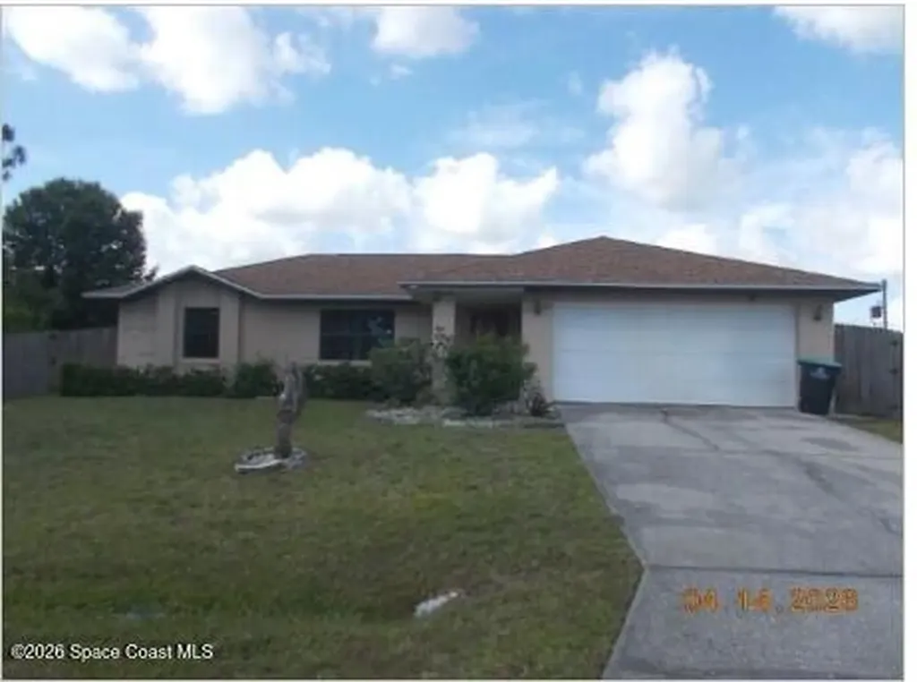 1564 N Welter Street SE Palm Bay FL 32909