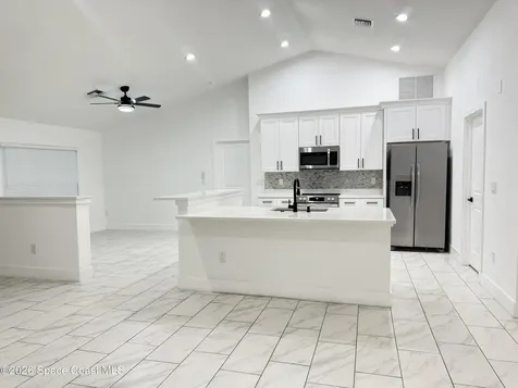 1013 Hammacher Avenue SW Palm Bay FL 32908