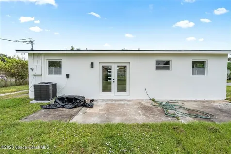 301 W Rutgers Street Melbourne FL 32901