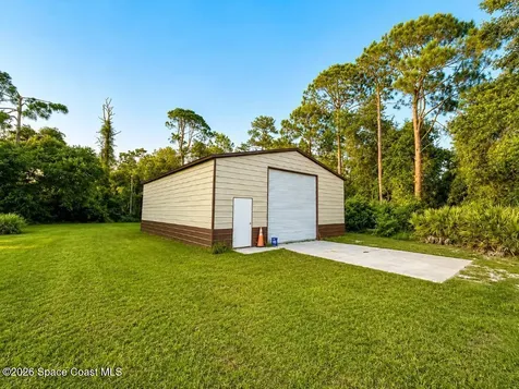 4040 Mccullough Road Mims FL 32754
