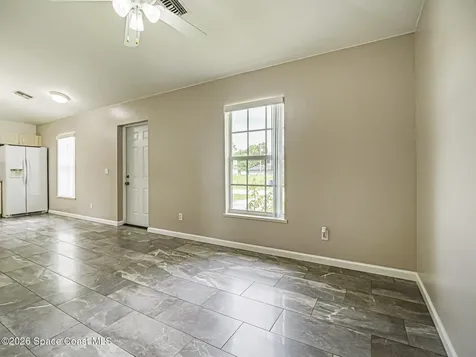 1456 25th Court SW Vero Beach FL 32962