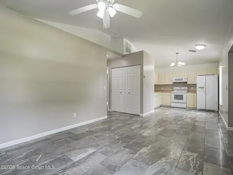 1456 25th Court SW Vero Beach FL 32962