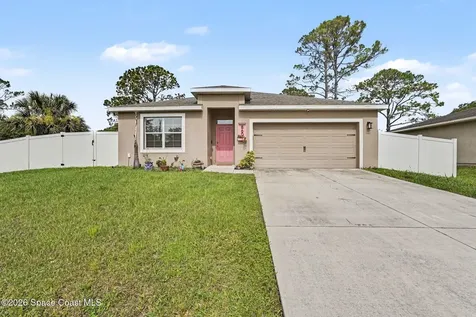 860 Airport Avenue SE Palm Bay FL 32909
