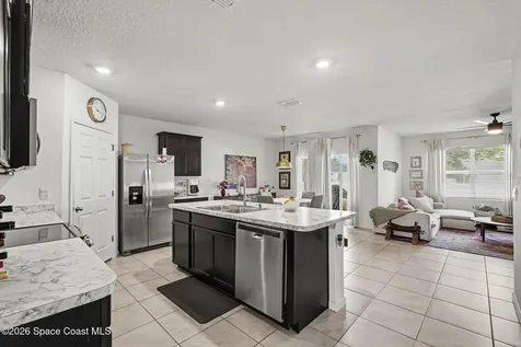 860 Airport Avenue SE Palm Bay FL 32909