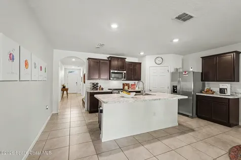 860 Airport Avenue SE Palm Bay FL 32909