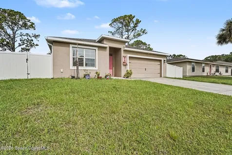 860 Airport Avenue SE Palm Bay FL 32909