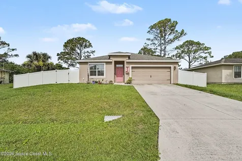860 Airport Avenue SE Palm Bay FL 32909