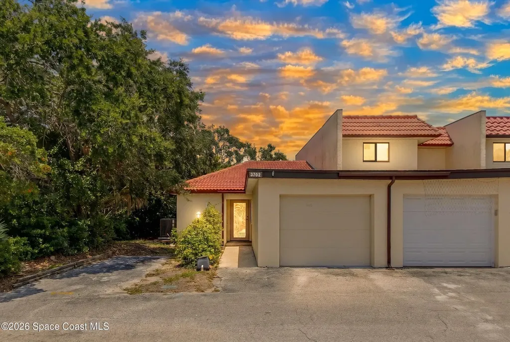 8702 Hibiscus Court Cape Canaveral FL 32920