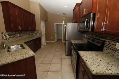 535 Trymore Drive SE Palm Bay FL 32909