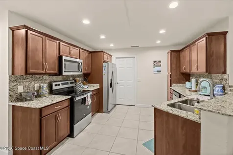 5 Danzar Fort Pierce FL 34951