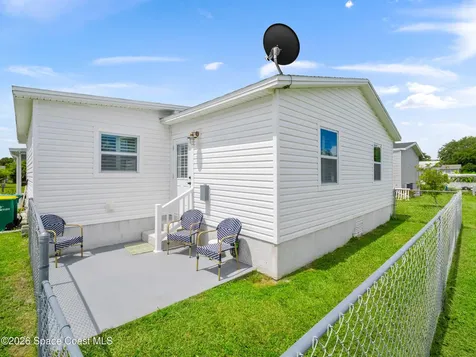 859 Laurel Circle Barefoot Bay FL 32976