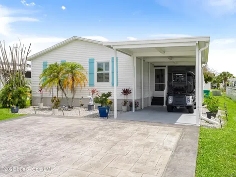 859 Laurel Circle Barefoot Bay FL 32976