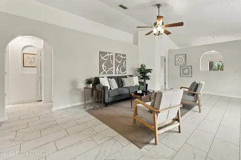 2153 Redwood Circle NE Palm Bay FL 32905