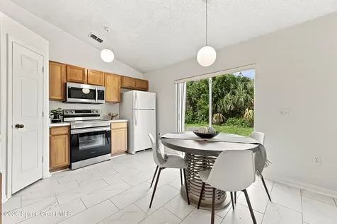 2153 Redwood Circle NE Palm Bay FL 32905