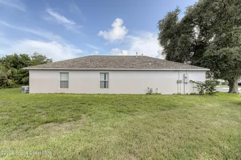 2153 Redwood Circle NE Palm Bay FL 32905