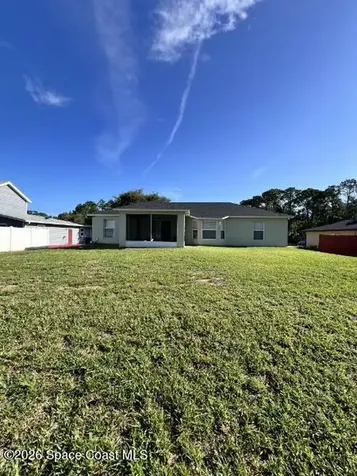 650 Elizabeth Street SE Palm Bay FL 32909