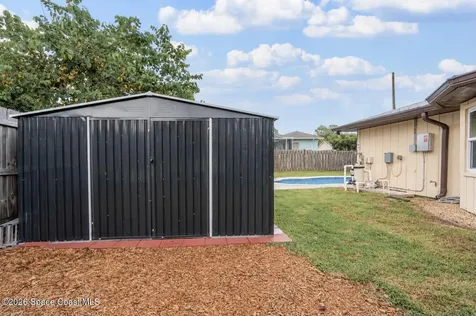 1091 SE Spinnaker Avenue Port St. Lucie FL 34983